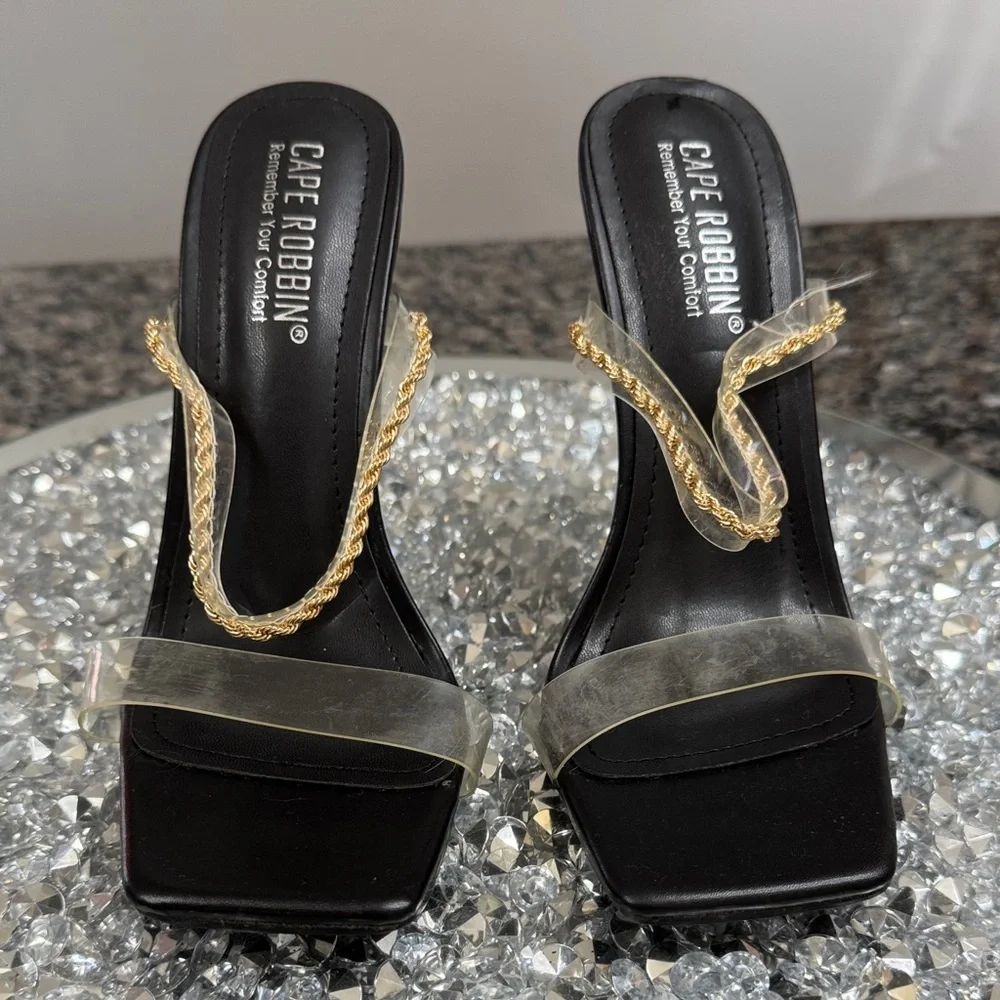 Cape Robbin Corine black gold and clear Heels EUC 7.5